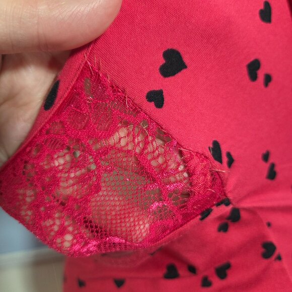 Secret Treasures 3X (22W-24W) Bright Pink Hearts Lace Trim Open Back Nightgown - Picture 8 of 12